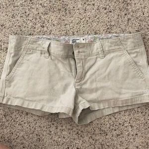 American Eagle khaki shorts